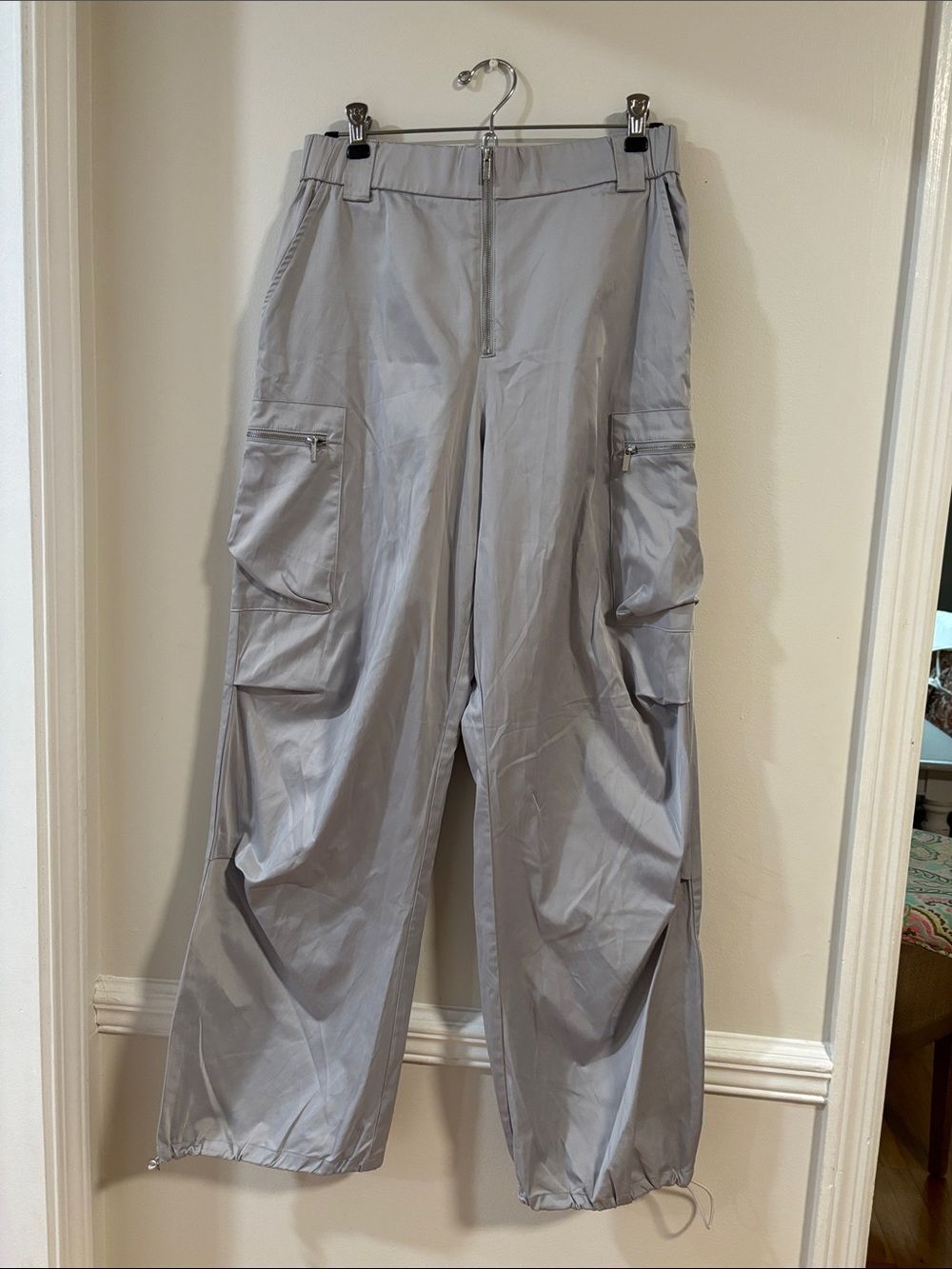ZARA Light Gray Cargo Windbreaker Pants S